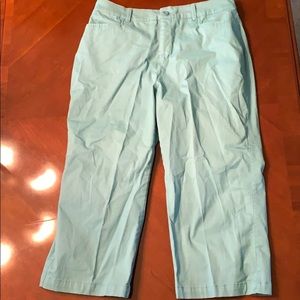Croft & Barrow Classic Fit Aqua Capri